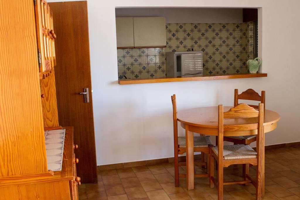 Columbia Apartamentos Turisticos Портиман Екстериор снимка