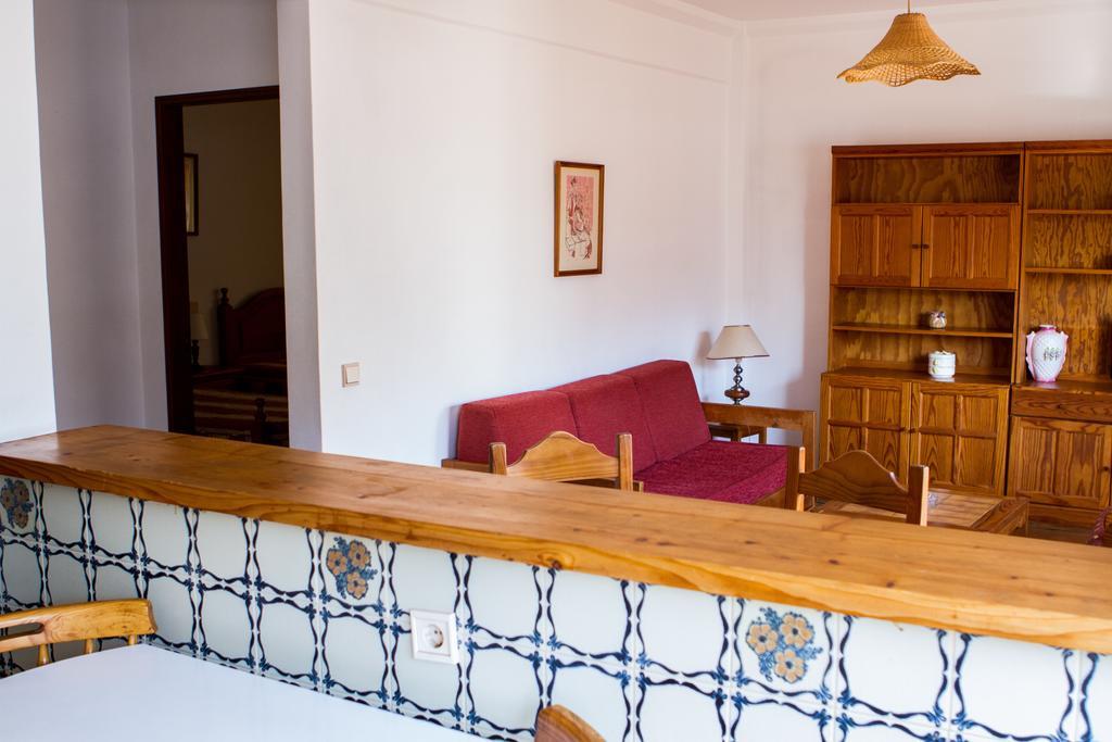 Columbia Apartamentos Turisticos Портиман Екстериор снимка