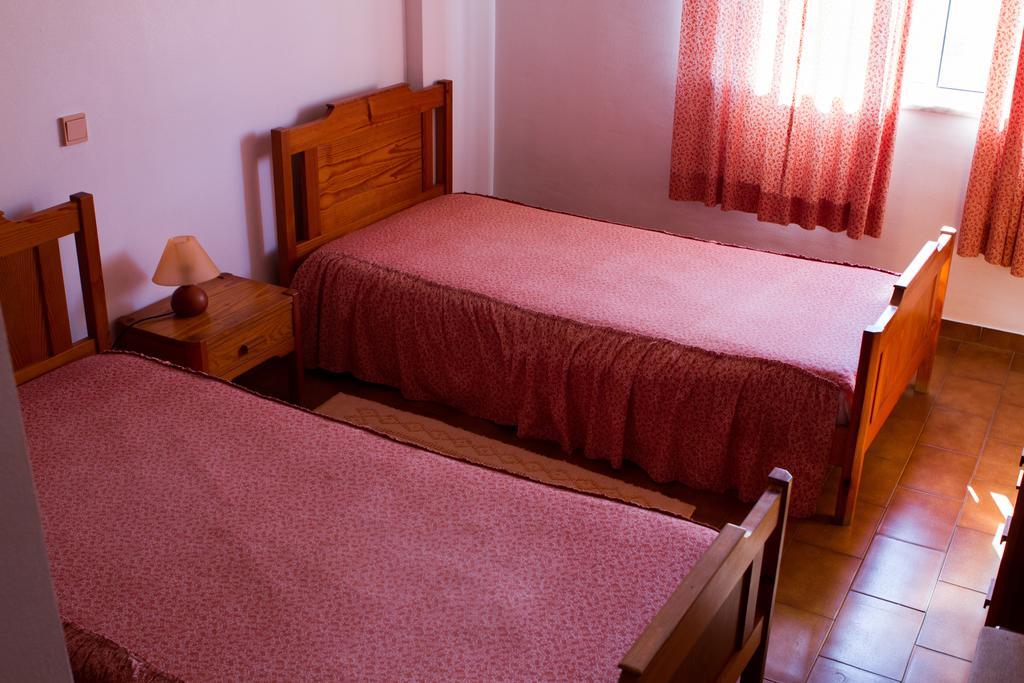 Columbia Apartamentos Turisticos Портиман Екстериор снимка